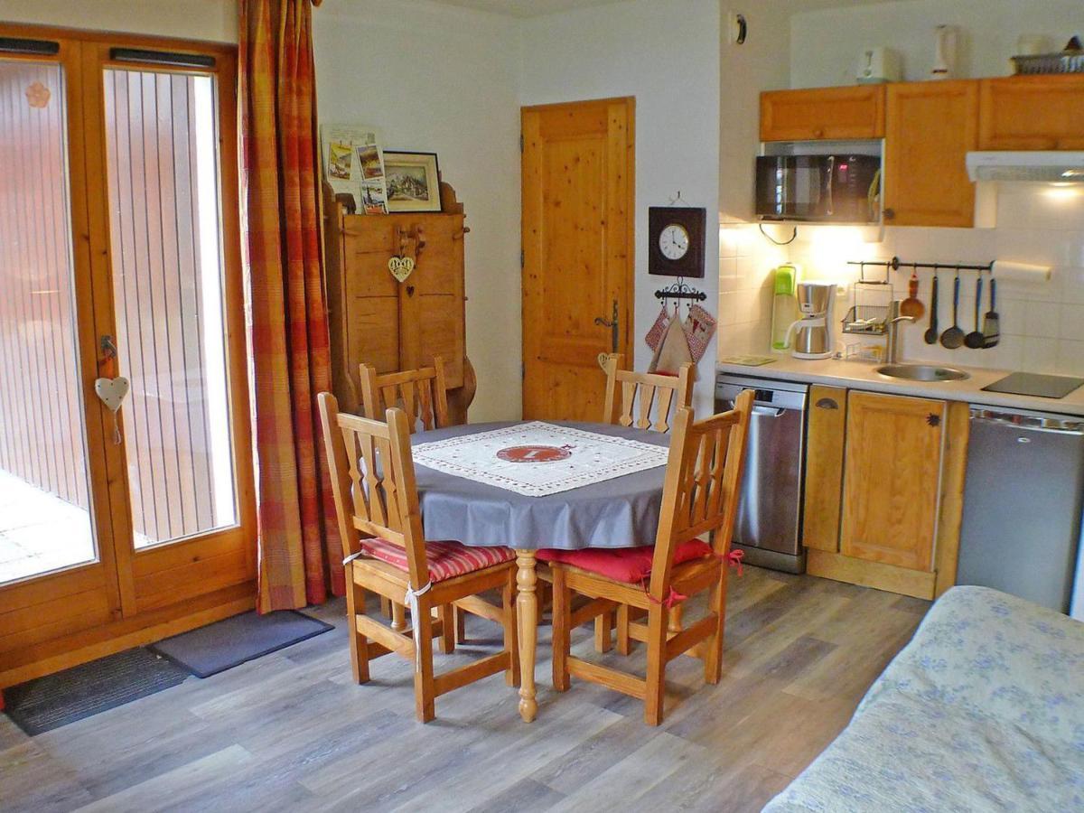 Appartement Cosy Avec Piscines, Parking Et Wifi A Samoens - Fr-1-629-32 Exteriör bild